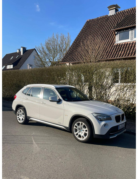 BMW X1 - PKW: das Bild 3 BMW X1 - PKW: das Bild 3