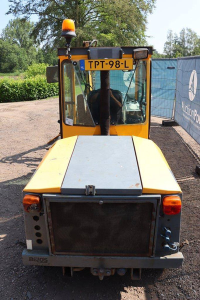 Belos Trans Pro 54 - Kehrmaschine: das Bild 4 Belos Trans Pro 54 - Kehrmaschine: das Bild 4