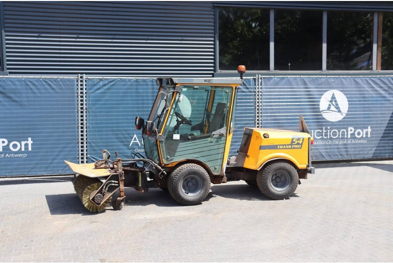 Belos Trans Pro 54 - Kehrmaschine: das Bild 1 Belos Trans Pro 54 - Kehrmaschine: das Bild 1