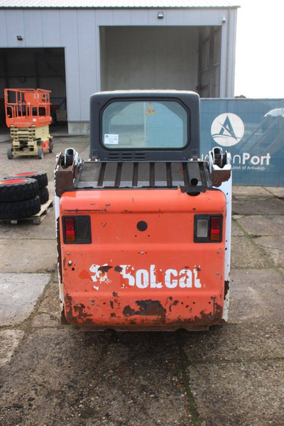 Bobcat S130 - Radlader: das Bild 4 Bobcat S130 - Radlader: das Bild 4