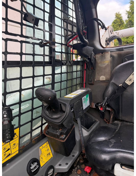 Bobcat S850 - Laderaupe: das Bild 5 Bobcat S850 - Laderaupe: das Bild 5