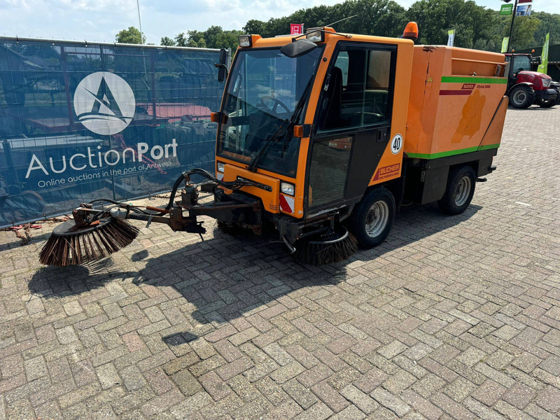 Bucher CityCat 2000 - Kehrmaschine: das Bild 1 Bucher CityCat 2000 - Kehrmaschine: das Bild 1