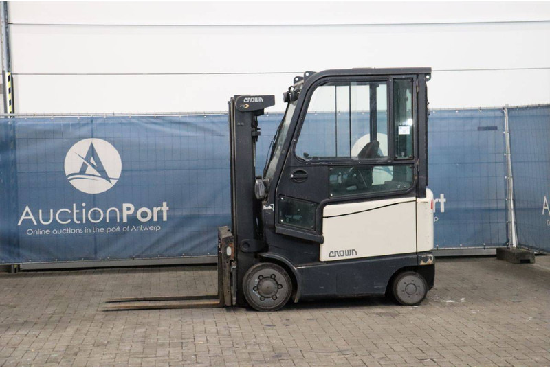 Crown FC4525-2.0 - Elektrostapler: das Bild 1 Crown FC4525-2.0 - Elektrostapler: das Bild 1