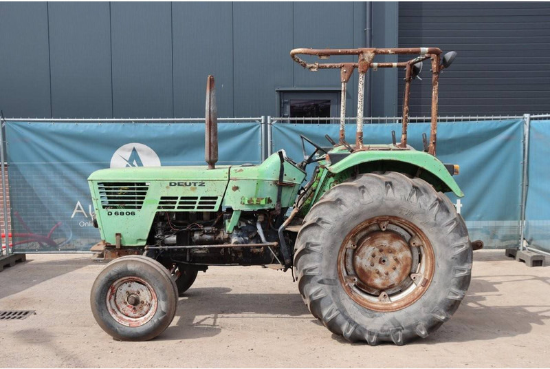 Deutz D6806 - Traktor: das Bild 2 Deutz D6806 - Traktor: das Bild 2