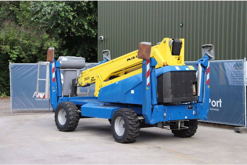 Dino 205RXT - Gelenkarmbühne: das Bild 4 Dino 205RXT - Gelenkarmbühne: das Bild 4