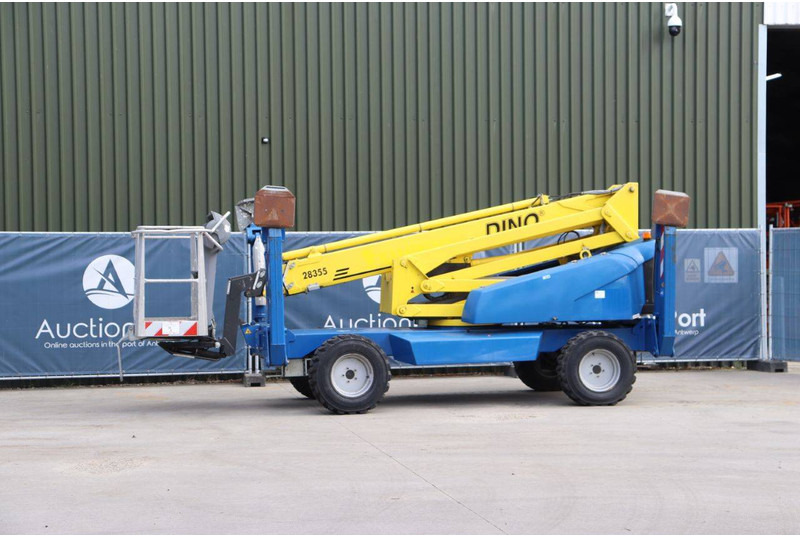 Dino 205RXT - Gelenkarmbühne: das Bild 1 Dino 205RXT - Gelenkarmbühne: das Bild 1