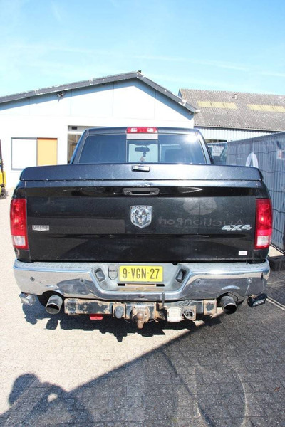 Dodge Ram 1500 - PKW: das Bild 4 Dodge Ram 1500 - PKW: das Bild 4