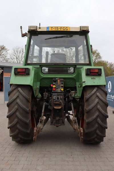Fendt Farmer 306LSA Turbomatik - Traktor: das Bild 4 Fendt Farmer 306LSA Turbomatik - Traktor: das Bild 4