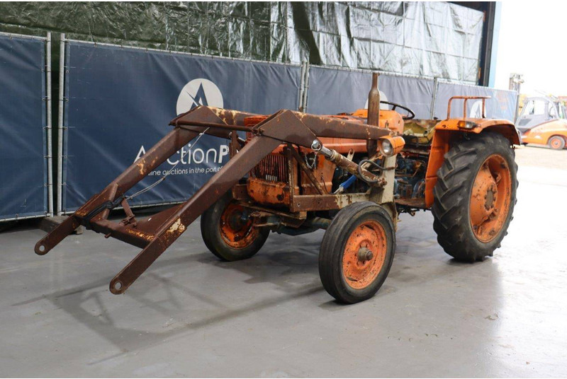 Traktor Fiat 450: das Bild 8 Traktor Fiat 450: das Bild 8