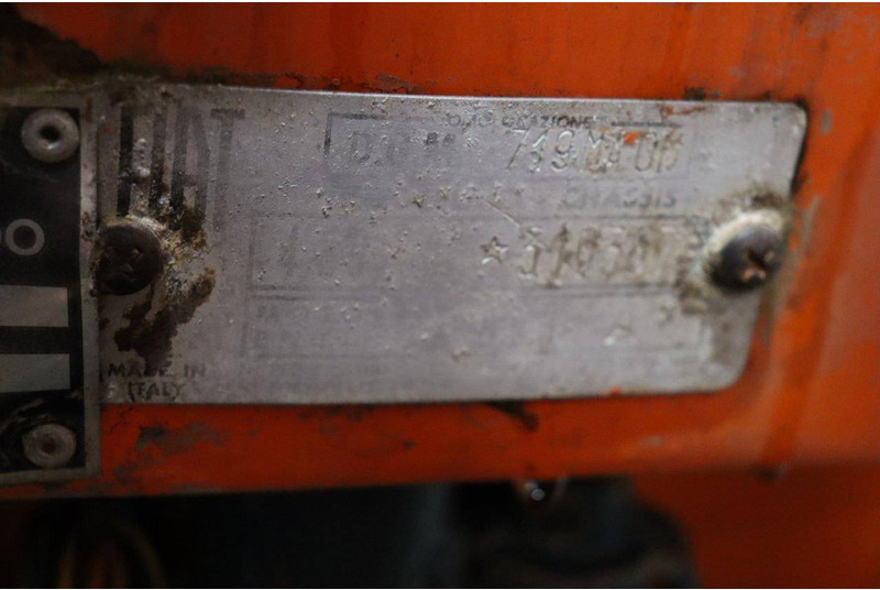 Traktor Fiat 450: das Bild 19 Traktor Fiat 450: das Bild 19