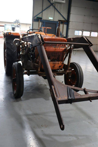 Traktor Fiat 450: das Bild 6 Traktor Fiat 450: das Bild 6