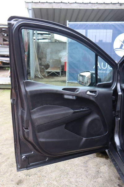 Kastenwagen Ford Transit Courier: das Bild 17 Kastenwagen Ford Transit Courier: das Bild 17