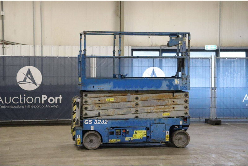 Genie GS-3232 - Scherenbühne: das Bild 1 Genie GS-3232 - Scherenbühne: das Bild 1