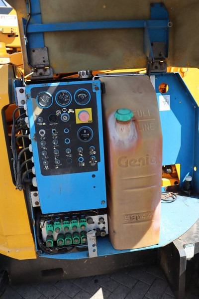 Gelenkarmbühne Genie Z-34/22: das Bild 14