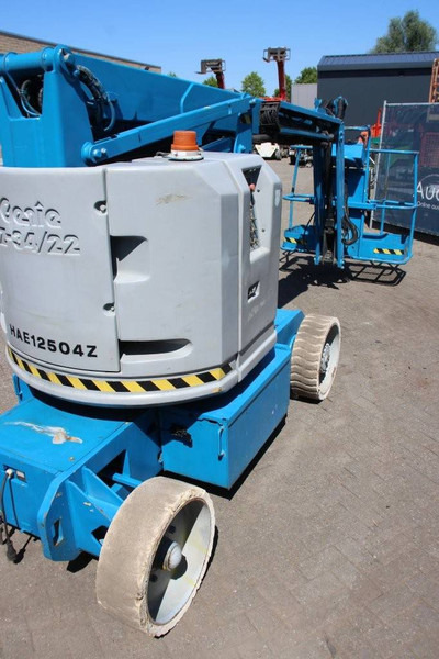 Genie Z-34/22N - Gelenkarmbühne: das Bild 5 Genie Z-34/22N - Gelenkarmbühne: das Bild 5