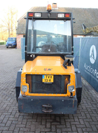 Giant V881T - Radlader: das Bild 4 Giant V881T - Radlader: das Bild 4