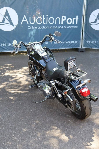 Harley-Davidson Dyna Super Glide - Motorrad: das Bild 5 Harley-Davidson Dyna Super Glide - Motorrad: das Bild 5