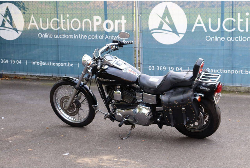 Harley-Davidson Dyna Wide Glide - Motorrad: das Bild 3 Harley-Davidson Dyna Wide Glide - Motorrad: das Bild 3