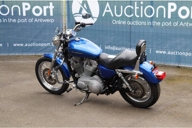 Harley-Davidson Sportster XL883 - Motorrad: das Bild 3 Harley-Davidson Sportster XL883 - Motorrad: das Bild 3