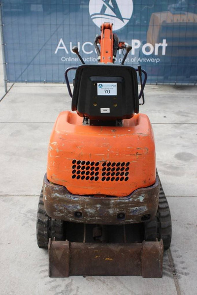 Hitachi - Minibagger: das Bild 4 Hitachi - Minibagger: das Bild 4