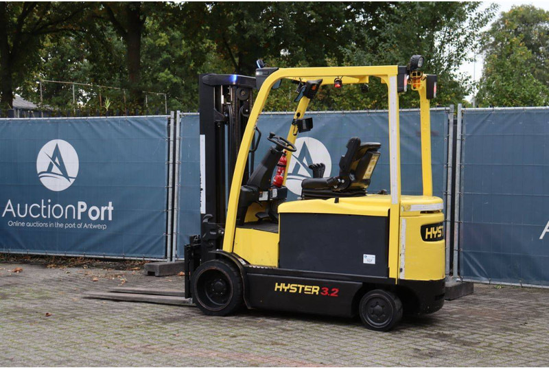 Hyster E3.2XN - Elektrostapler: das Bild 3 Hyster E3.2XN - Elektrostapler: das Bild 3