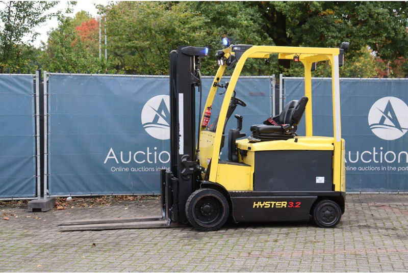 Hyster E3.2XN - Elektrostapler: das Bild 1 Hyster E3.2XN - Elektrostapler: das Bild 1