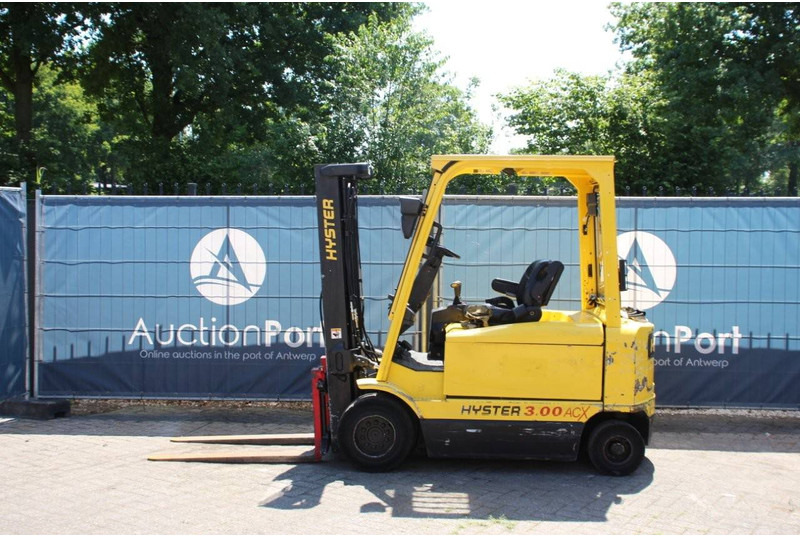 Hyster J3.00XM-861 - Elektrostapler: das Bild 2 Hyster J3.00XM-861 - Elektrostapler: das Bild 2