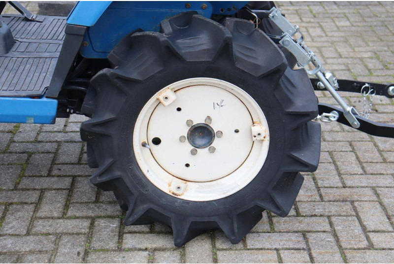 Traktor Iseki Landhope 140: das Bild 14 Traktor Iseki Landhope 140: das Bild 14