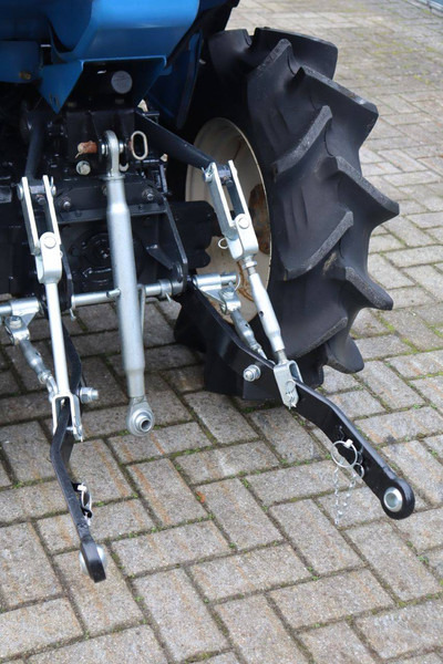 Traktor Iseki Landhope 140: das Bild 16 Traktor Iseki Landhope 140: das Bild 16