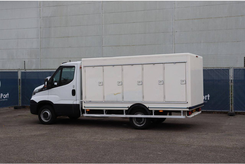 Iveco 35S13 - Koffer Transporter: das Bild 4 Iveco 35S13 - Koffer Transporter: das Bild 4