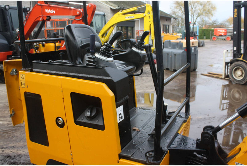 JCB 15C-1 - Minibagger: das Bild 5 JCB 15C-1 - Minibagger: das Bild 5