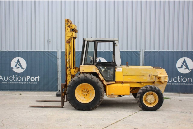 JCB 926 - Geländestapler: das Bild 2 JCB 926 - Geländestapler: das Bild 2