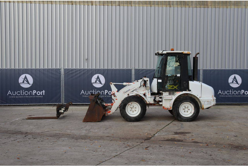 JCB Santerne ZX - Radlader: das Bild 2 JCB Santerne ZX - Radlader: das Bild 2