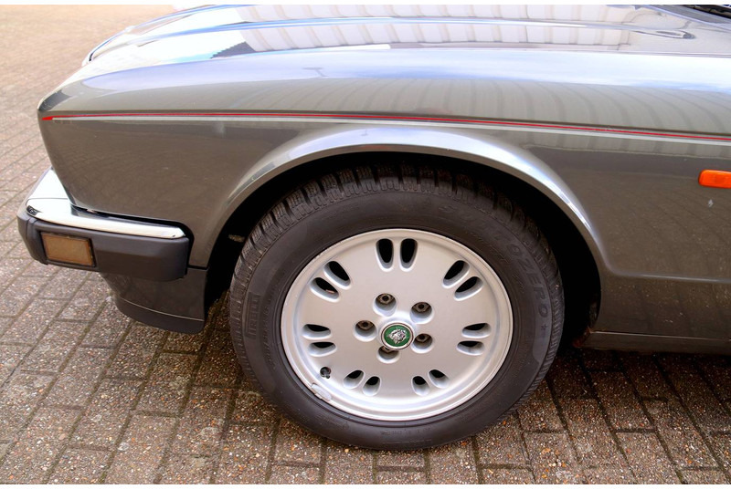 Jaguar XJ-12 - Limousine: das Bild 5 Jaguar XJ-12 - Limousine: das Bild 5