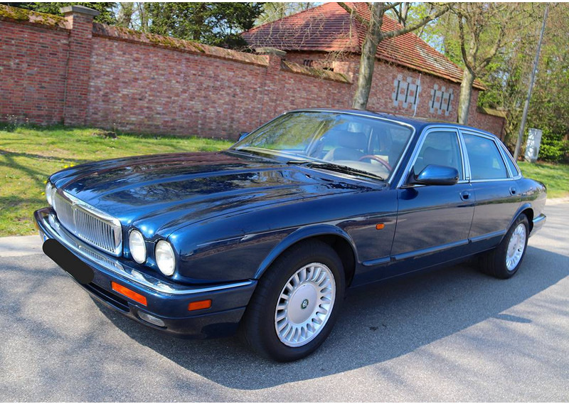 Jaguar XJ Sovereign 4.0 - Limousine: das Bild 1 Jaguar XJ Sovereign 4.0 - Limousine: das Bild 1