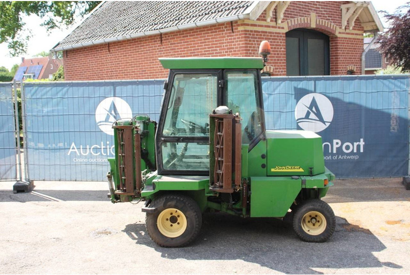 John Deere - Rasenmäher: das Bild 2 John Deere - Rasenmäher: das Bild 2