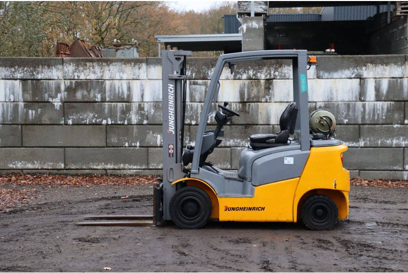 Jungheinrich TFG 320 - Treibgasstapler: das Bild 2 Jungheinrich TFG 320 - Treibgasstapler: das Bild 2