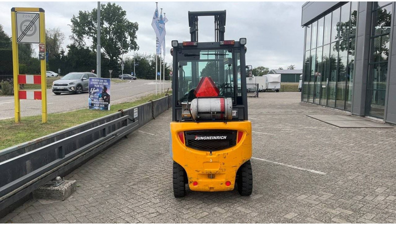 Jungheinrich TFG 430 - Treibgasstapler: das Bild 4 Jungheinrich TFG 430 - Treibgasstapler: das Bild 4