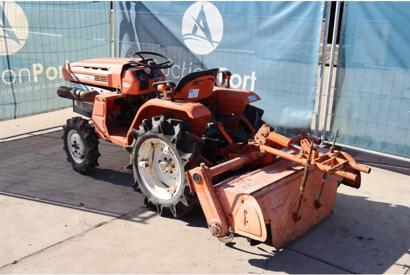 Kubota B1500DT - Traktor: das Bild 3 Kubota B1500DT - Traktor: das Bild 3