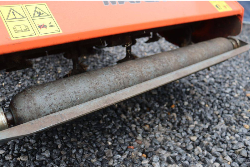 Traktor Kubota B7001: das Bild 20