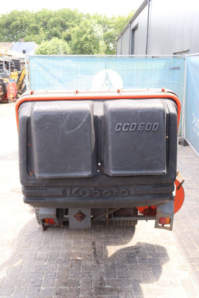 Kubota BX2200D - Rasenmäher: das Bild 5 Kubota BX2200D - Rasenmäher: das Bild 5