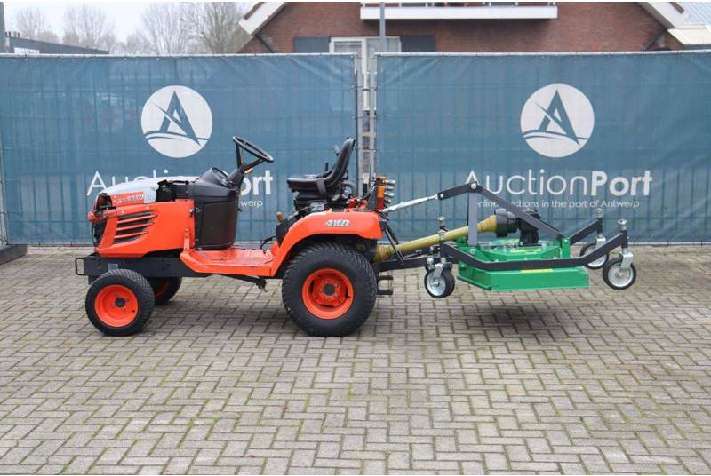 Kubota BX2350 - Traktor: das Bild 2 Kubota BX2350 - Traktor: das Bild 2