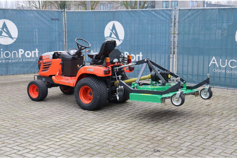 Kubota BX2350 - Traktor: das Bild 3 Kubota BX2350 - Traktor: das Bild 3