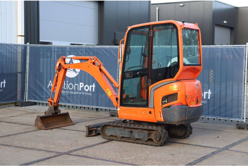 Kubota KX016-4 - Minibagger: das Bild 3 Kubota KX016-4 - Minibagger: das Bild 3