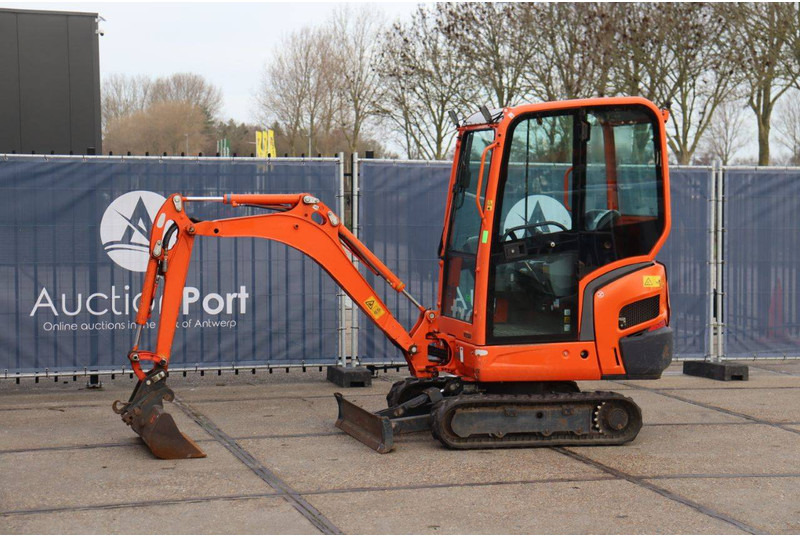 Kubota KX016-4 - Minibagger: das Bild 1 Kubota KX016-4 - Minibagger: das Bild 1