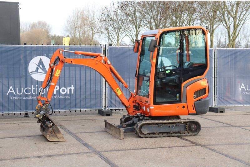 Kubota KX016-4 - Minibagger: das Bild 1 Kubota KX016-4 - Minibagger: das Bild 1