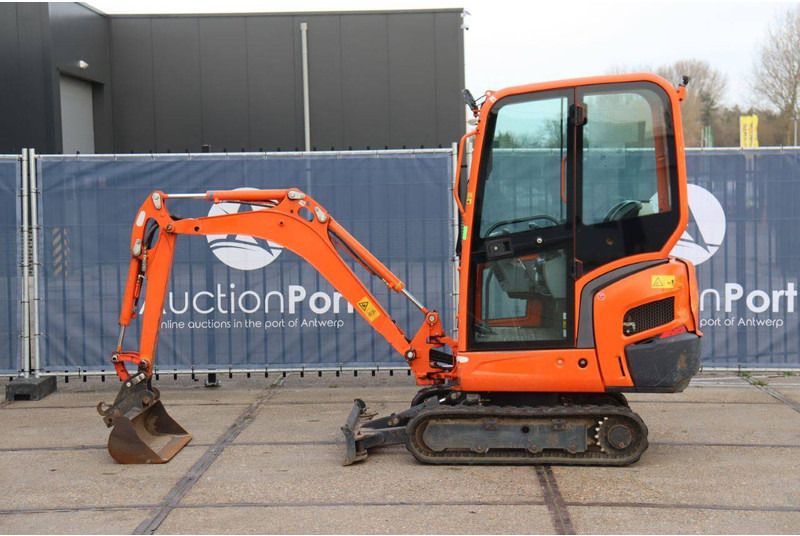 Kubota KX016-4 - Minibagger: das Bild 2 Kubota KX016-4 - Minibagger: das Bild 2