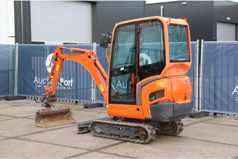 Kubota KX016-4 - Minibagger: das Bild 3 Kubota KX016-4 - Minibagger: das Bild 3