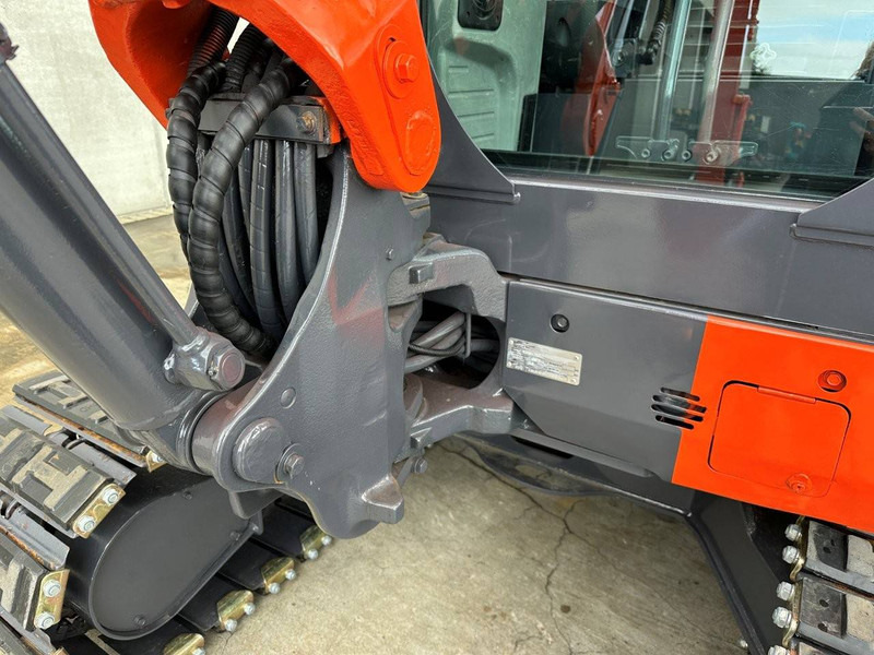 Kettenbagger Kubota KX161-3: das Bild 13