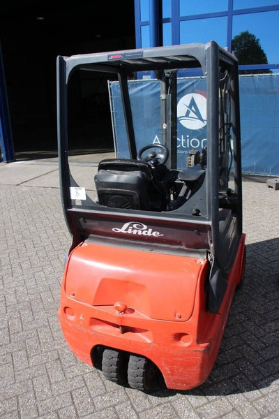 Linde E16C-02 - Elektrostapler: das Bild 5 Linde E16C-02 - Elektrostapler: das Bild 5